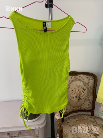 Дамски топ в размер S, снимка 2 - Корсети, бюстиета, топове - 44728414