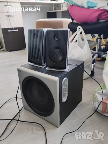 продавам ДВД домашно кино буфер с колони , снимка 6 - Друга електроника - 50771956