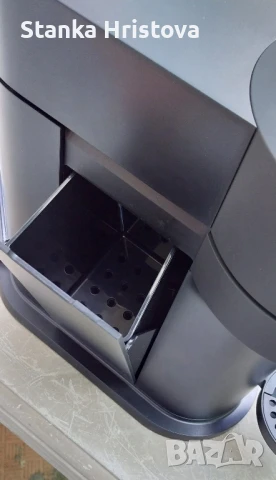 Кафемашина Krups Nespresso Vertuo Next, за Ремонт., снимка 8 - Кафемашини - 50460435