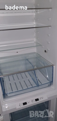 Чекмеджета , кутии, стъклени полици от хладилник за вграждане AEG, снимка 2 - Хладилници - 53763965