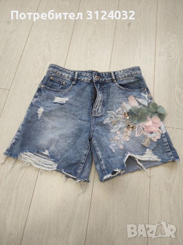 Продавам къси панталонки , снимка 1