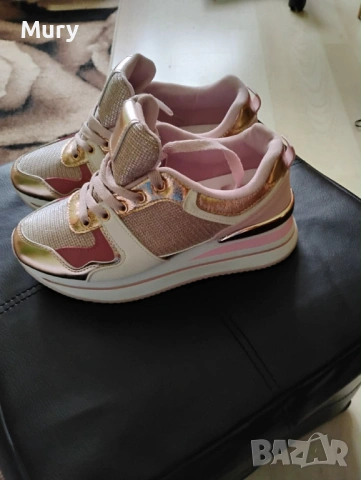 Дамски маратонки