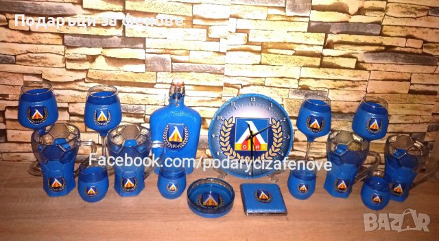 Подарък за фен на футболен отбор "ЛЕВСКИ"- Бутилка с логото на отбора, снимка 2 - Фен артикули - 34758395