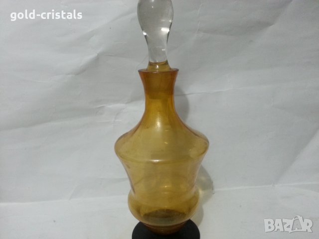 Ретро стъклена гарафа и чашки цветно стъкло, снимка 4 - Антикварни и старинни предмети - 36017223