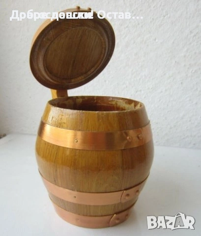 дървени халби: Стара дървена халба с капак, съд, Германия, форма буре, снимка 12 - Антикварни и старинни предмети - 28884182