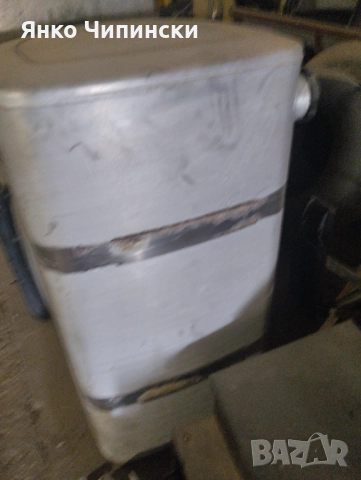 Резервоари за манове и Волво 