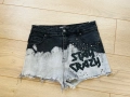 Дамски къси дънкови панталони размер 27 ХС/С, снимка 1