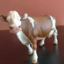 Колекционерска фигурка Schleich Simmental Dairy Cow Brown / White Крава 2008 73527, снимка 11