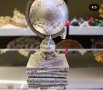 Сувенир глобус върху книги, снимка 5