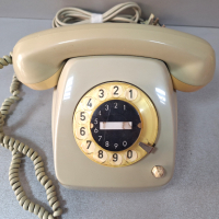 Стар Немки Телефон POST FeTAp 615-1, 70-те год., снимка 1 - Антикварни и старинни предмети - 44620063