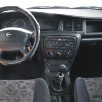 ЧАСТИ Опел ВЕКТРА В 1995-2002г. Хечбек Opel Vectra , 1700куб, дизел, 60kW, 82kс, снимка 10 - Части - 40540520