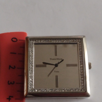Дамски часовник DANIEL KLAIN с кристали Сваровски изискан стилен дизайн б- 23487, снимка 6 - Дамски - 36124340