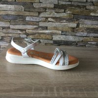 Дамски бели сандали  естествена кожа №36, снимка 2 - Сандали - 41558715