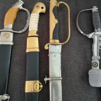 Няколко саби от ВСВ и една Руска/катана,нож, кортик,кинжал/, снимка 2 - Антикварни и старинни предмети - 36227903