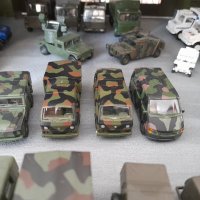 Военна техника 1:87 Hummer, Tanks, Mercedes Jeep, снимка 2 - Колекции - 41583247