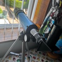 Нов Детски телескоп Tuword с точков индикатор 50/600mm, снимка 2 - Друга електроника - 42741500