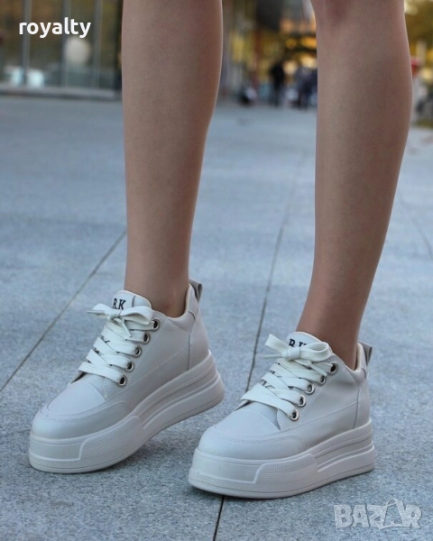 Кецове на платформа - бежова кожа , снимка 1