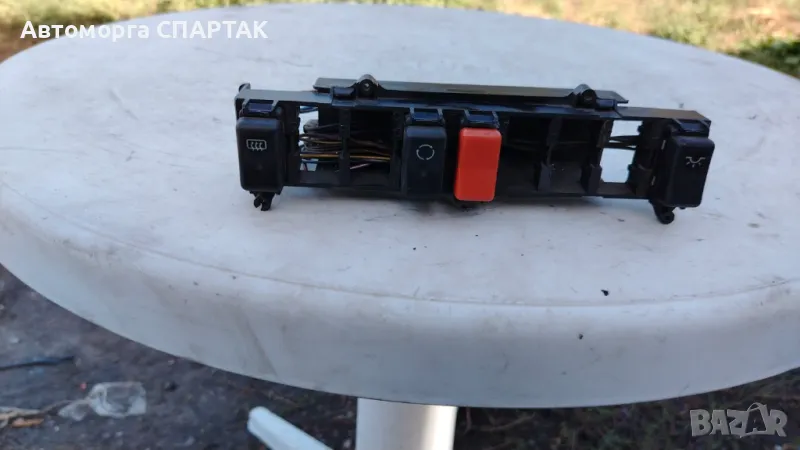 1990-1993 Mercedes 300E 300D W124 централен превключвател панел, снимка 1