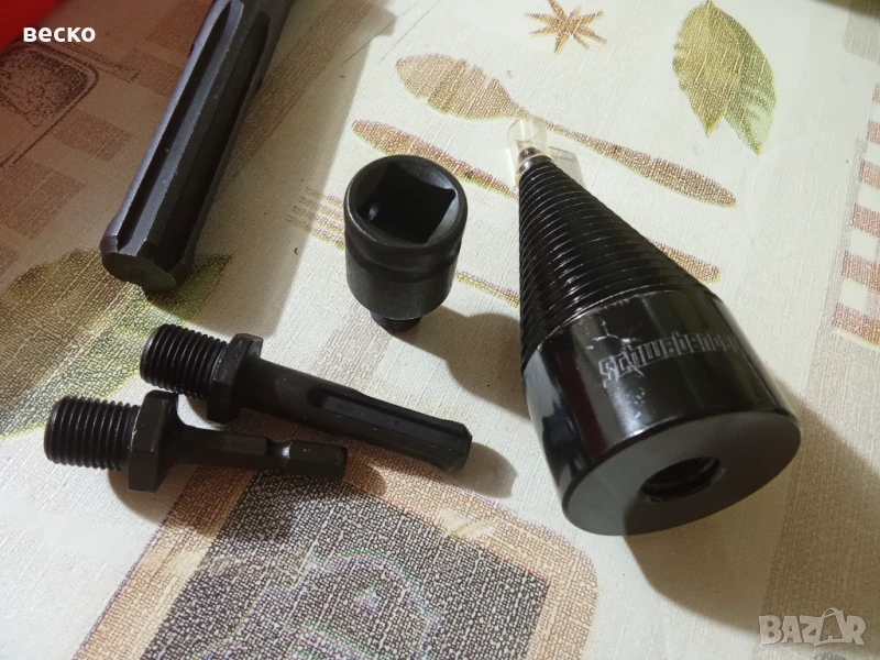 Немски Конус за цепене на дърва shvabenbah с адаптери, снимка 1