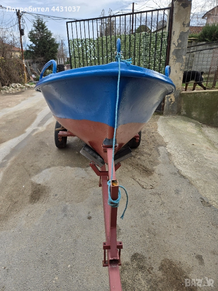 Продавам лодка 3,80 , снимка 1
