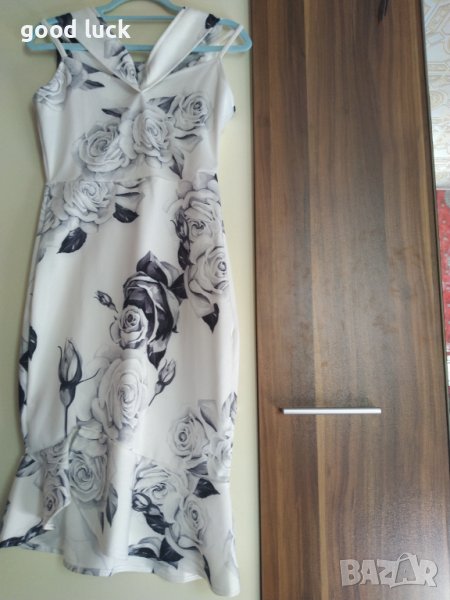 Продавам нова рокля М размер, снимка 1