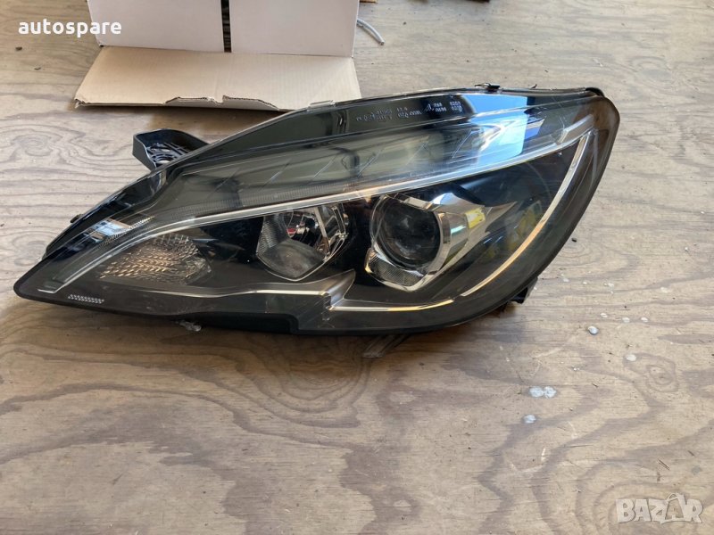 Ляв фар за Peugeot 308. 2017-20., снимка 1