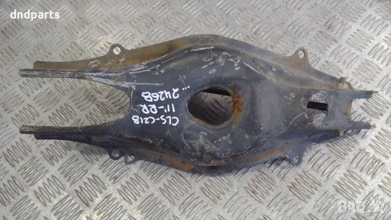 Носач Mercedes CLS350 CDI C218 2011г.(заден десен)	, снимка 1