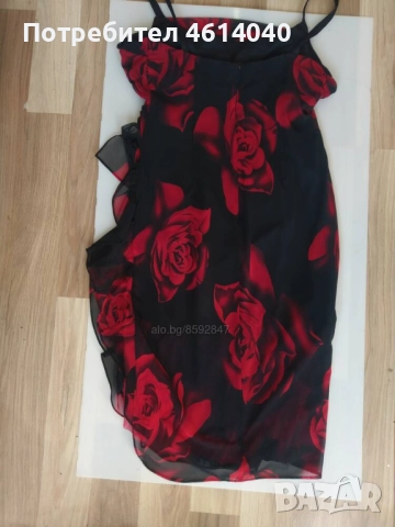 Рокля елегантна размер М, снимка 2 - Рокли - 52458258