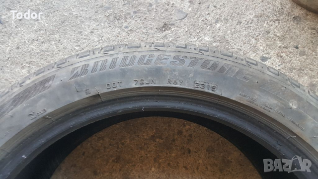 Летни гуми 235/45/19, снимка 3 - Гуми и джанти - 36237931