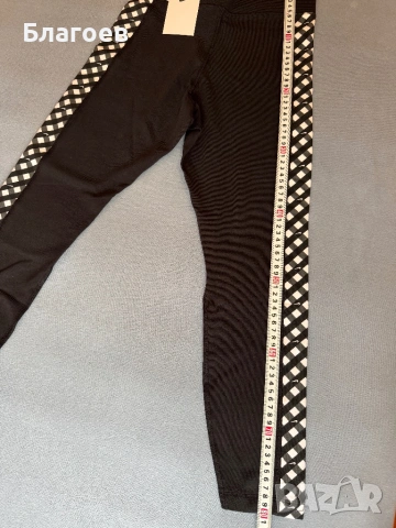 Нов дамски клин Nike, снимка 6 - Клинове - 53626289