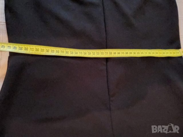 Малка черна рокля на MOHITO р-р L, снимка 4 - Рокли - 42421226