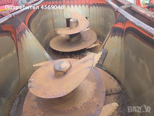 Фуражен миксер 18 кубика / Фуражен смесител, снимка 9 - Селскостопанска техника - 53481256