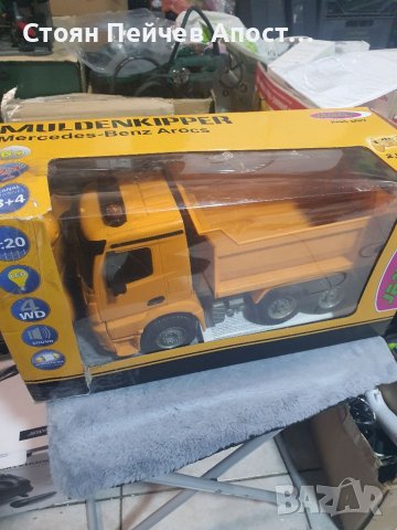 Самосвал Mercedes-Benz Arocs 1:20 2.4GHz
