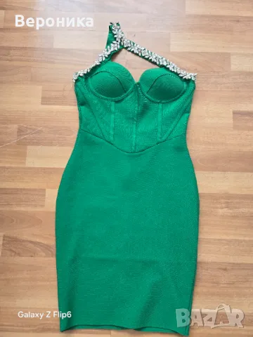 Бандажна зелена рокля, снимка 6 - Рокли - 49931639