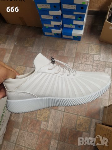 Маратонки, снимка 2 - Спортни обувки - 42266151