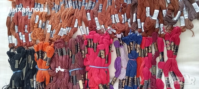 Конци за бродиране"Ljubica", Пъпетс и Ариадна-250 бр., снимка 14 - Гоблени - 43686481