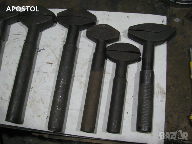 френски ключ, снимка 2 - Ключове - 36609754