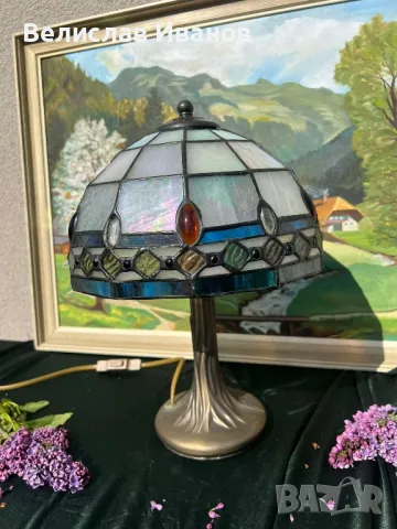 Винтидж лампа стил Tiffany в перфектно състояние., снимка 3 - Настолни лампи - 49971818