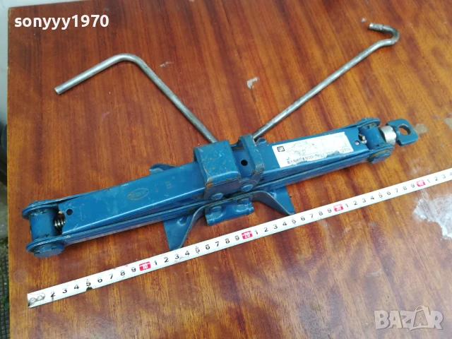 GOODMAN-АВТО КРИК С ВЪРТОК/МАНИВЕЛА 0906251800, снимка 3 - Аксесоари и консумативи - 50606293