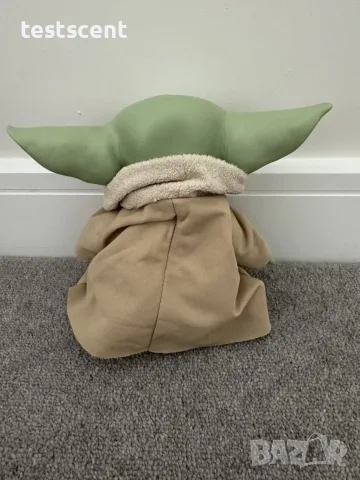 Плюшена играчка Star Wars Baby Yoda / Grogu плюш фигура 20 см The Mandalorian, снимка 2 - Фигурки - 55961746