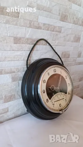 Стар руски стенен часовник - Маяк с термометър и хигрометър - Made in USSR - 1970г., снимка 3 - Антикварни и старинни предмети - 48782889