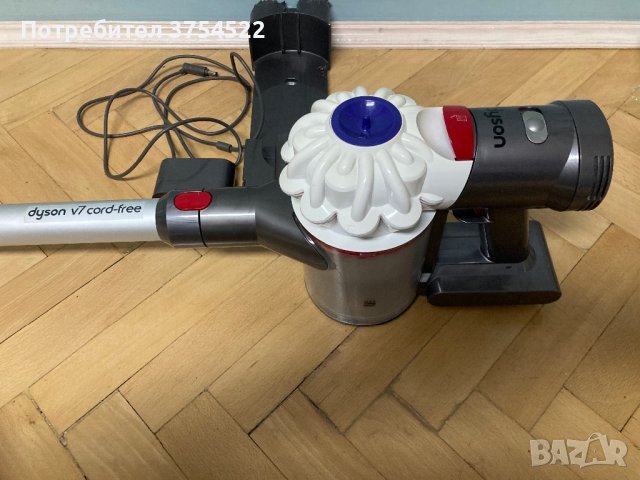 Прахосмукачка Dyson V7, снимка 9 - Прахосмукачки - 44464198