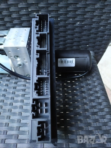 Хидравлична помпа за покрив Ford Fokus, снимка 4 - Части - 51527075