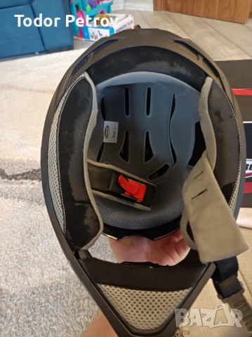 Мото каска Caberg Stunt., снимка 3 - Аксесоари и консумативи - 53859460