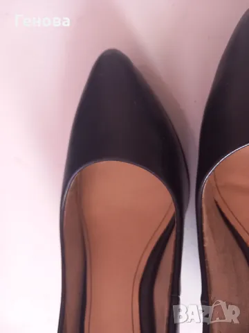 Дамски черни елегантни обувки с малък ток, снимка 3 - Дамски обувки на ток - 50397429