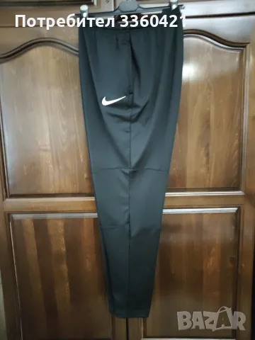 Оригинално мъжко долнище Nike. 