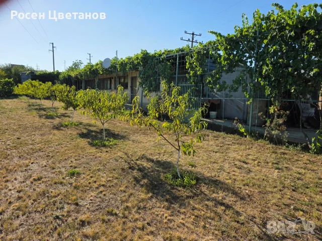 🏡 ПРОДАВА СЕ ВИЛА КРАЙ ЧЕРВЕН БРЯГ – 90 КВ.М. + 1000 КВ.М. ДВОР, снимка 8 - Вили - 56138114
