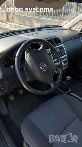 тойота авенсис версо, снимка 7 - Автомобили и джипове - 56097175
