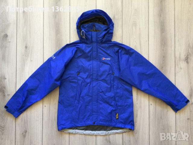 НОВА дамско синьо яке ветровка горнище BERGHAUS Goretex размер 12 / М