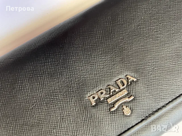 Портфейл Prada от кожа Оригинал, снимка 3 - Портфейли, портмонета - 56103303